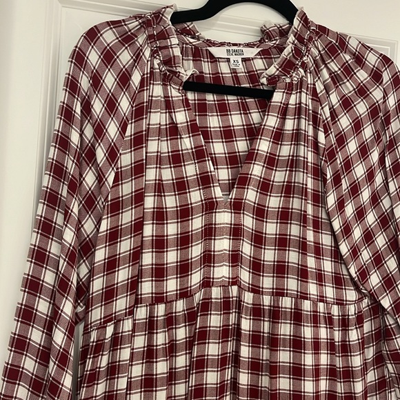 Red and white check dress - Picture 2 of 3